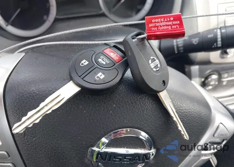 2014 Nissan Sentra Sr z USA, uszkodzony, nr VIN 3N1AB7AP5EY307232